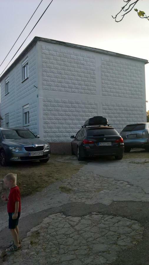 APARTMAN PAVE&ILIJA jr 洛帕 外观 照片