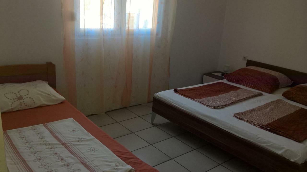 APARTMAN PAVE&ILIJA jr 洛帕 外观 照片